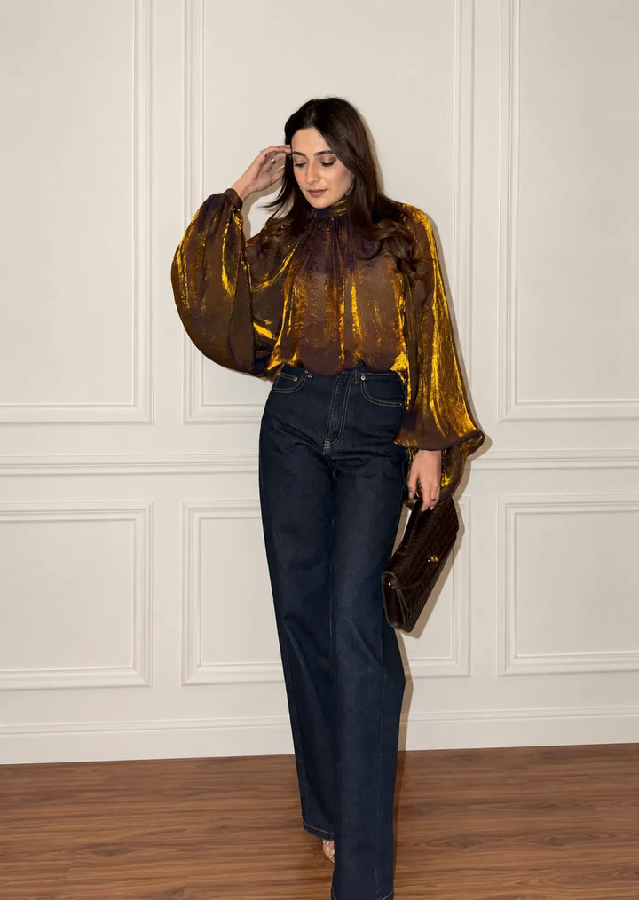 Itika Arora in Midas Gold Top