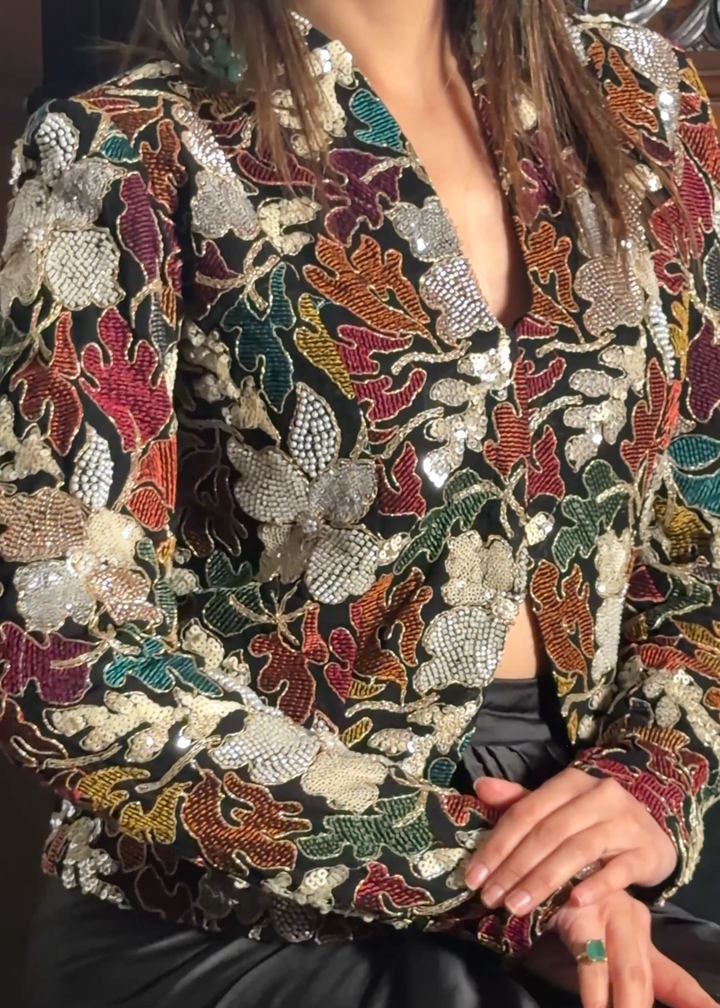 Itika Arora in Gulrang Set