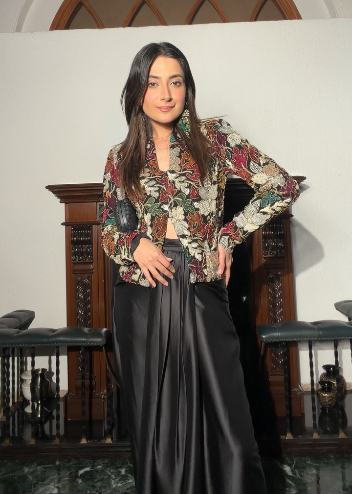 Itika Arora in Gulrang Set