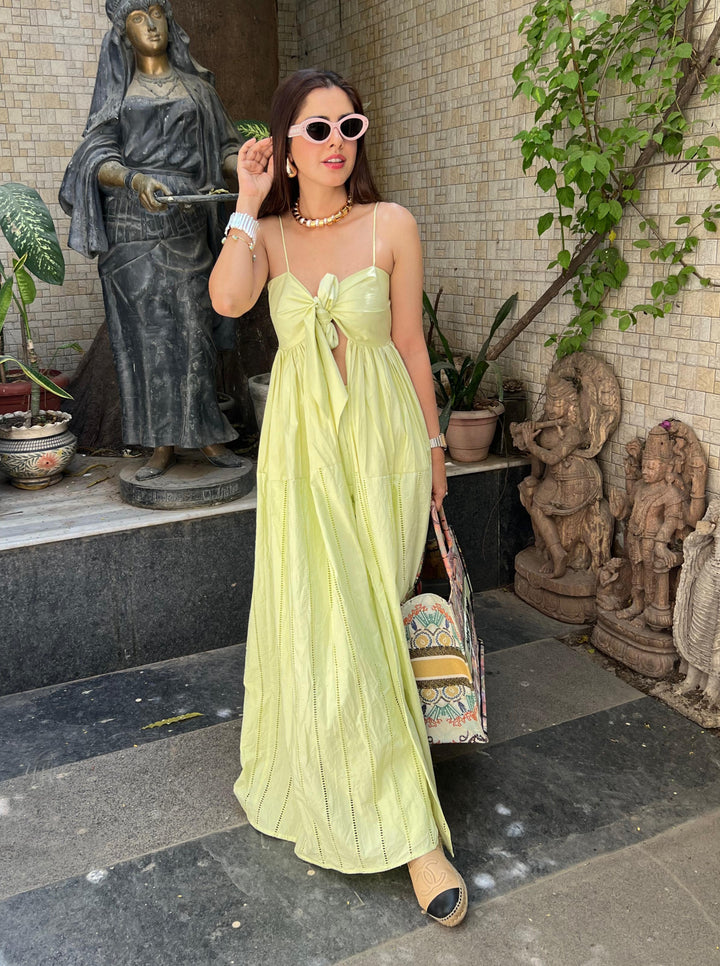 Sharnamli Mehra in Laburnum Set