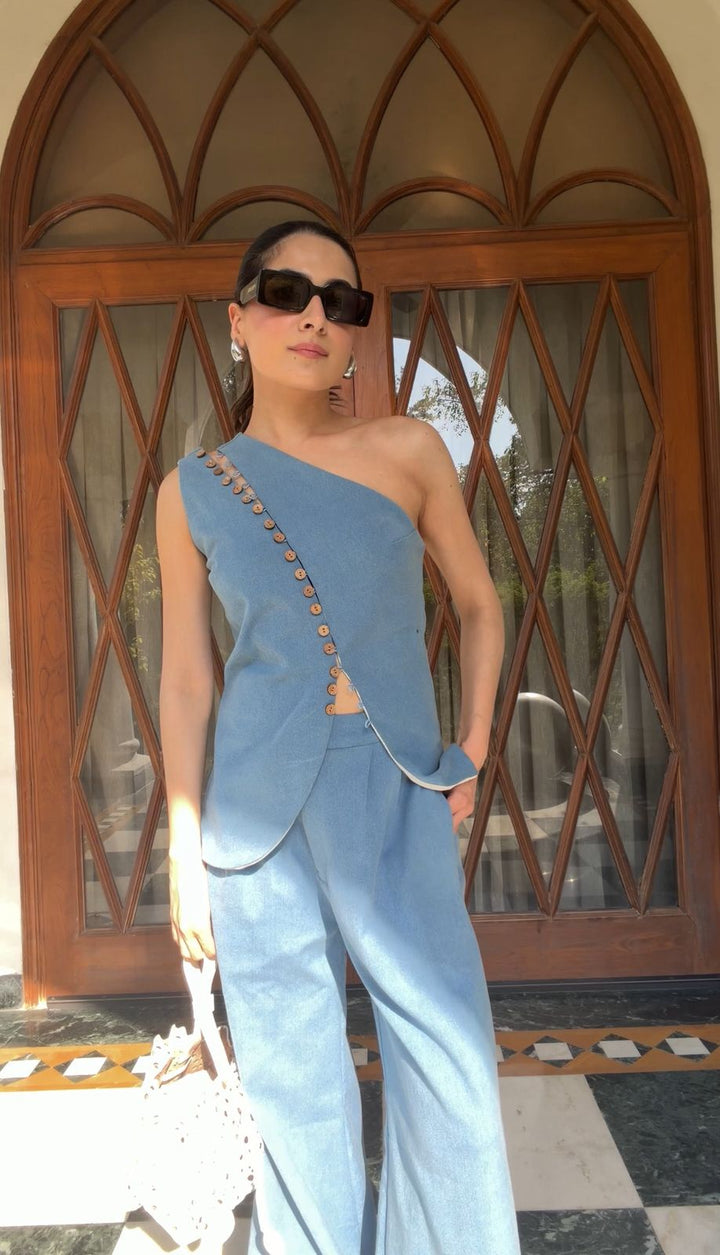 Itika Arora in Roma Co-ord set (Blue Denim)