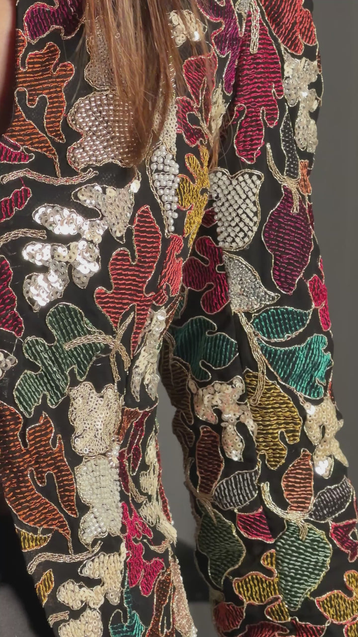 Itika Arora in Gulrang Set