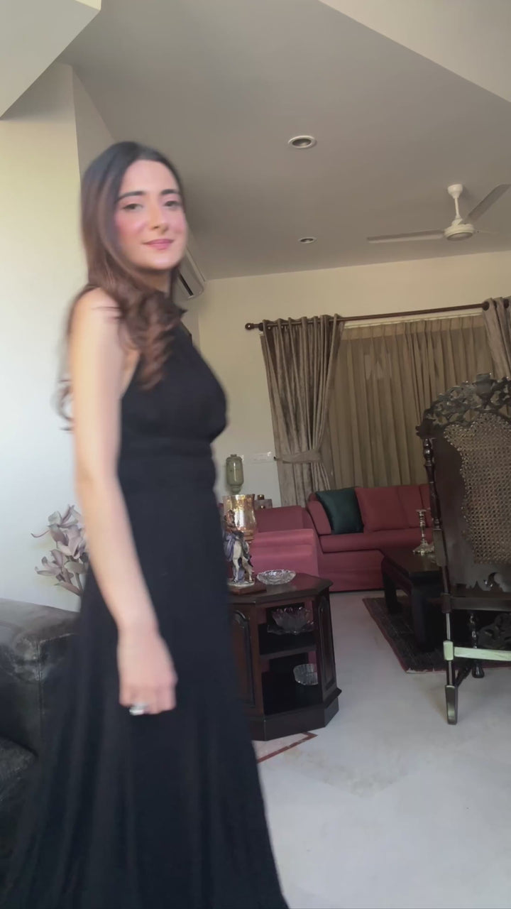 Itika Arora in Amara Dress (Black)