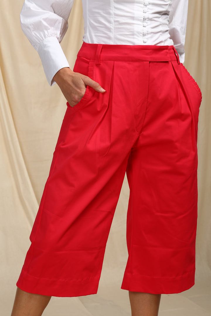 Lucy Trouser
